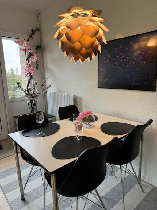Stor Og Lys Lejlighed I Hjertet Af Holstebro Esterno foto