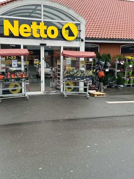 Stor Og Lys Lejlighed I Hjertet Af Holstebro Esterno foto